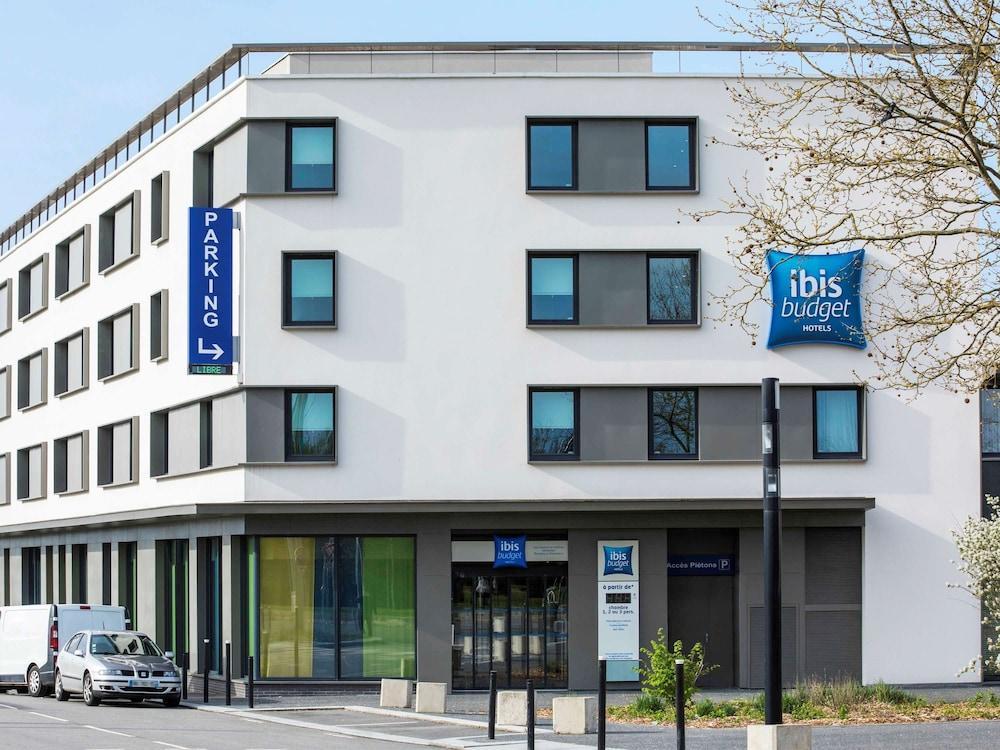 Hotel Ibis Saint Quentin En Yvelines - Velodrome Montigny-le-Bretonneux Zewnętrze zdjęcie
