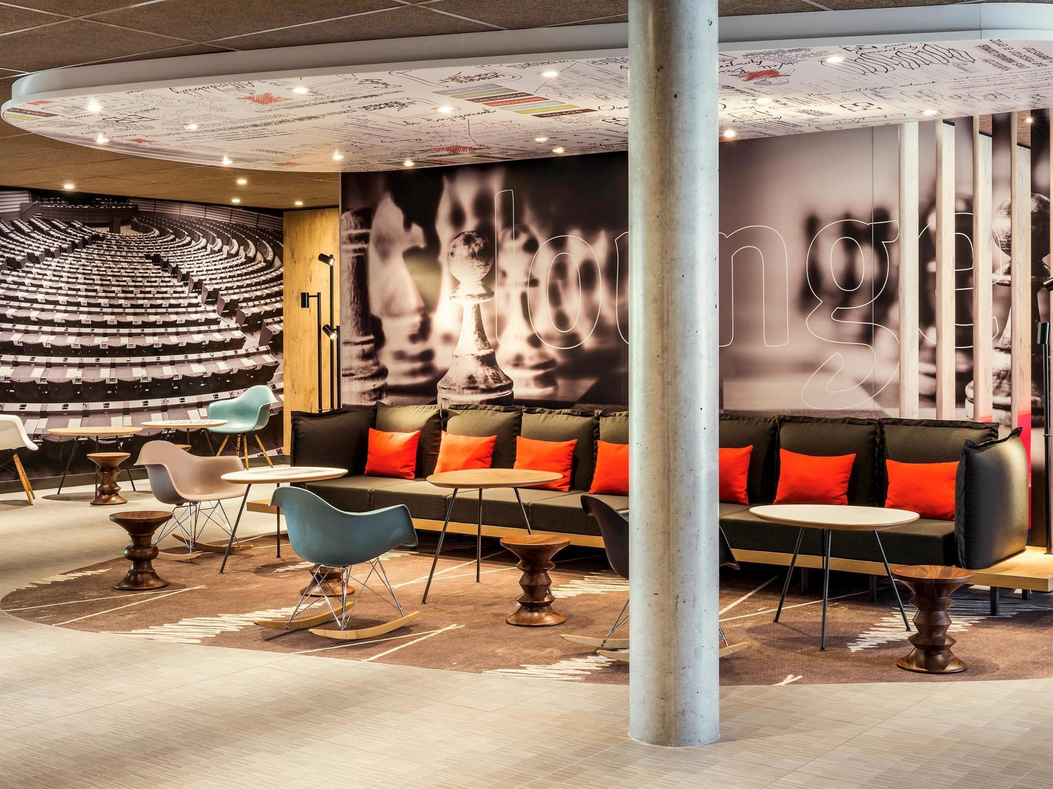 Hotel Ibis Saint Quentin En Yvelines - Velodrome Montigny-le-Bretonneux Zewnętrze zdjęcie