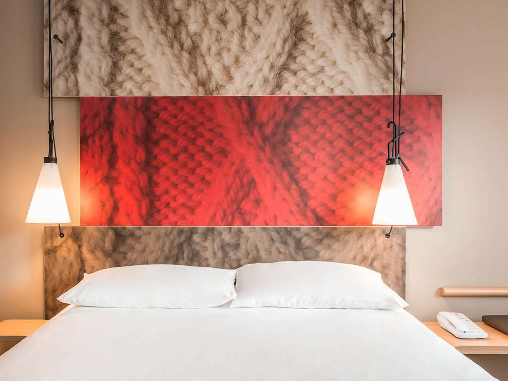 Hotel Ibis Saint Quentin En Yvelines - Velodrome Montigny-le-Bretonneux Zewnętrze zdjęcie