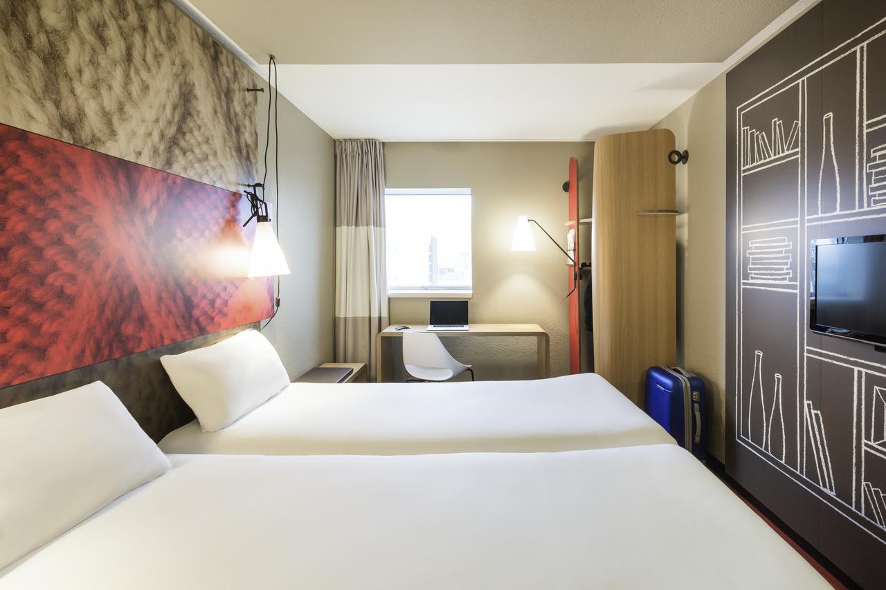 Hotel Ibis Saint Quentin En Yvelines - Velodrome Montigny-le-Bretonneux Zewnętrze zdjęcie