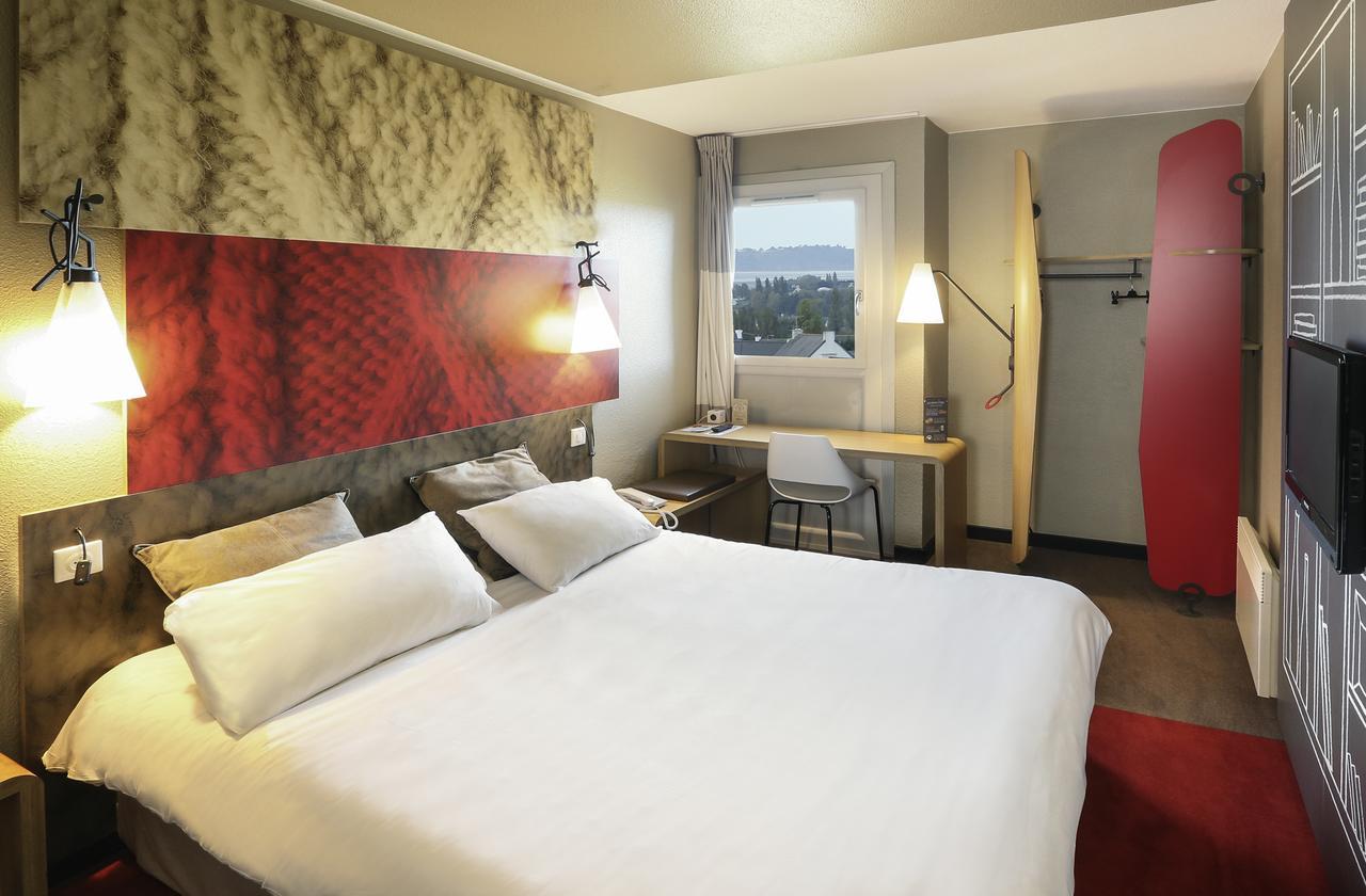 Hotel Ibis Saint Quentin En Yvelines - Velodrome Montigny-le-Bretonneux Zewnętrze zdjęcie