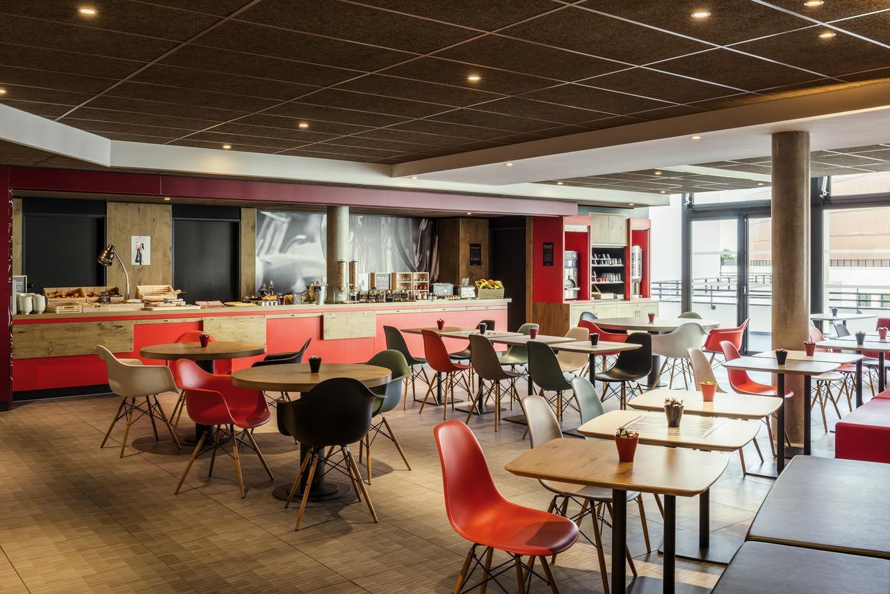 Hotel Ibis Saint Quentin En Yvelines - Velodrome Montigny-le-Bretonneux Zewnętrze zdjęcie